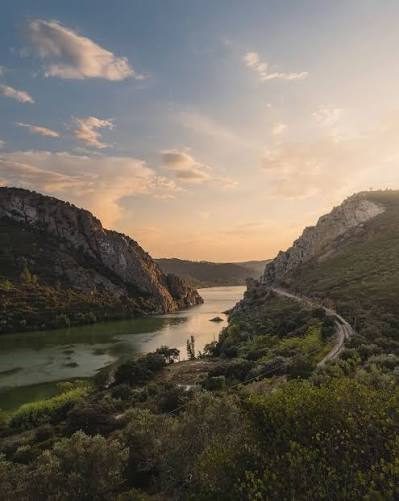 Portas de Ródão sobre o Tejo